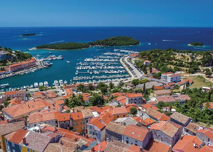 Cozy In With Kitchen